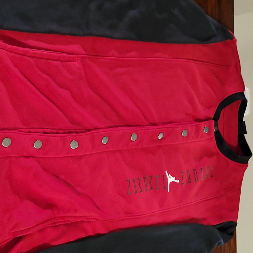 Jordan game warm up wear